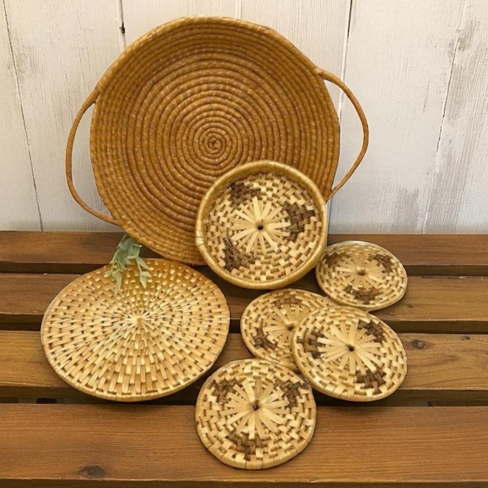 Boho Straw Rattan Flat Handled Basket Trivet Coaster 7 Pc. Bundle